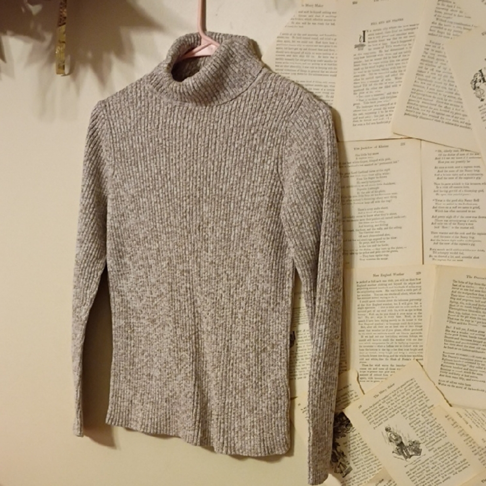Sonoma Women's Medium Ribbed Turtleneck Sweater